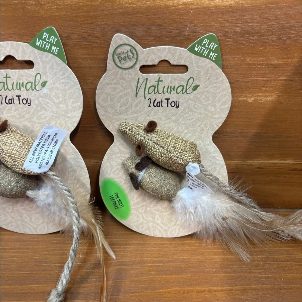 Cat Toy Wand with Holiday Theme plus 3 packs of Natural toys